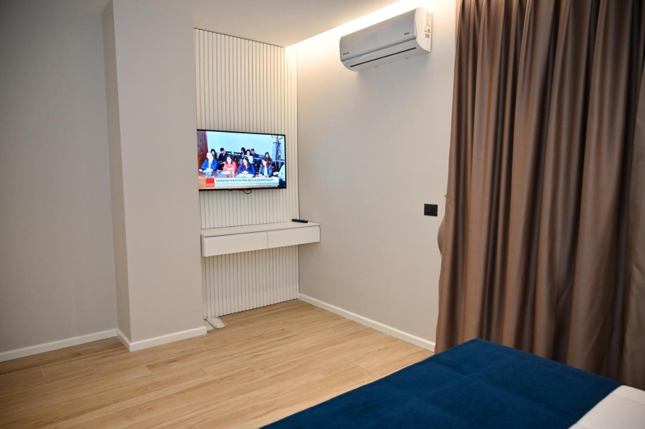 Hotel Vino Durrës Exteriör bild